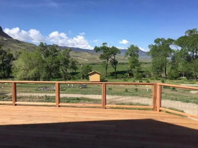 Campsite Eycat Company Wapiti